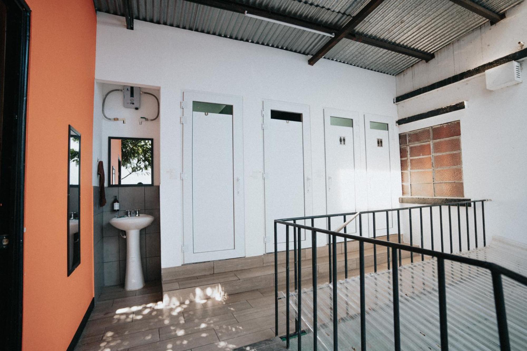 Tequila Sunrise Hostel Γουατεμάλα Εξωτερικό φωτογραφία