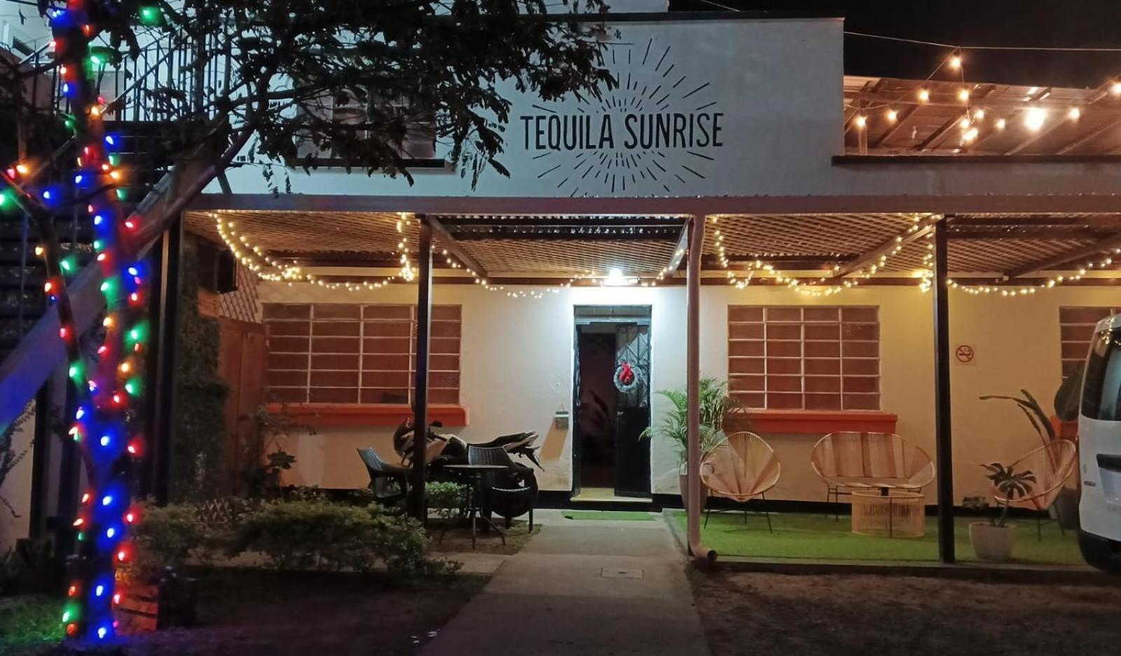 Tequila Sunrise Hostel Γουατεμάλα Εξωτερικό φωτογραφία