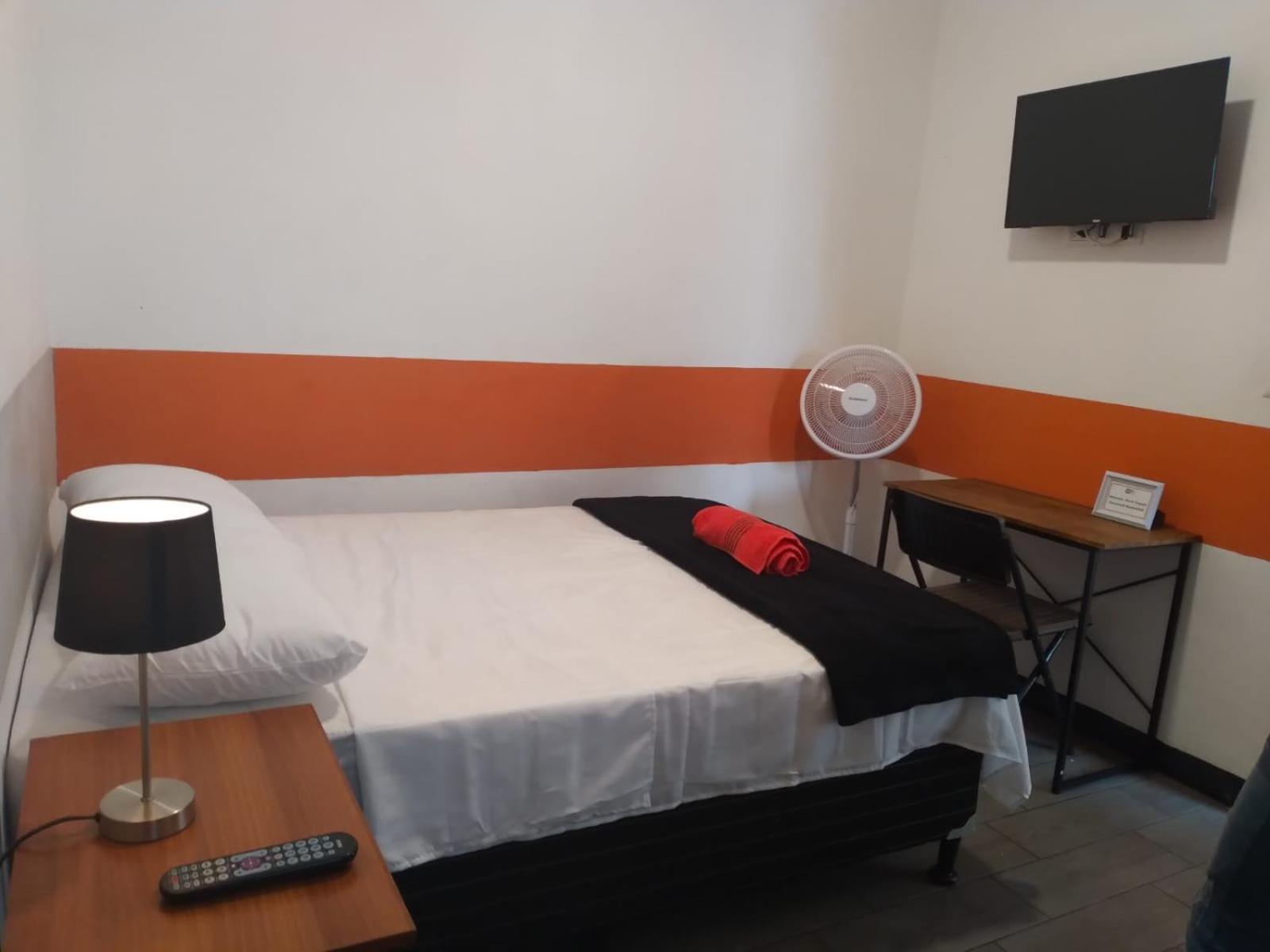 Tequila Sunrise Hostel Γουατεμάλα Εξωτερικό φωτογραφία
