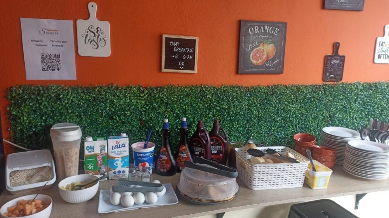 Tequila Sunrise Hostel Γουατεμάλα Εξωτερικό φωτογραφία